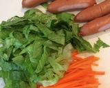 簡単丼シリーズ！レタスとウインナー洋風丼作り方1写真
