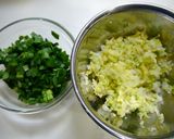 簡単！羽根つき餃子☆煮白菜でジューシー作り方2写真