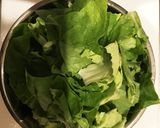 豚肉とサラダ菜と葱のにんにく醤油炒め作り方2写真