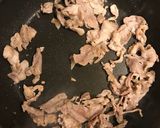 豚肉とサラダ菜と葱のにんにく醤油炒め作り方4写真