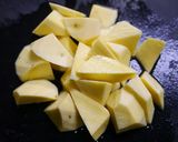 簡単！やさしい甘さ☆大学いもチキン作り方1写真