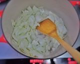 チーズ入りで濃厚！親子コーンスープ？作り方1写真