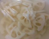 鶏もも＆根菜たちの煮物。作り方4写真