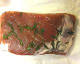 塩豚を焼いただけ セボリー風味作り方1写真