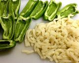 ピーマンのミートうどん詰め作り方1写真