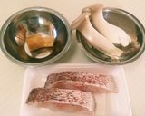 鯛の切り身とエリンギで炊いた簡単鯛飯作り方1写真