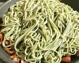 鴨ネギで栄養満点♪パスタ風☆蕎麦丼作り方3写真
