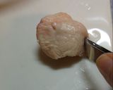ぼんじりと大根の煮物♪作り方1写真