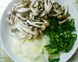 柔らか～い!豚カツ肉でポークケチャップ☆作り方1写真
