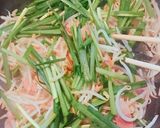 5分！もやしとニラのベーコン カレー炒め作り方4写真
