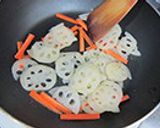 きのこの香り!蓮根のきんぴら作り方3写真