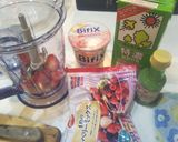 まぜるだけのお手軽イチゴベリースムージー作り方1写真