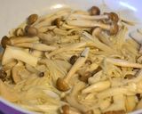 鶏むね肉ときのこのおかかバター醤油焼き作り方3写真