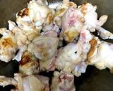 味噌とコチュジャンが隠し味♪手羽元甘辛煮作り方3写真
