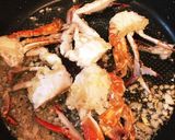 渡り蟹とカニカマで！簡単チリクラブ作り方2写真