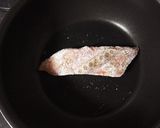 簡単★塩鮭の醤油バタームニエル作り方3写真