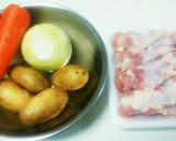 鶏手羽元を煮込んでほぐしたチキンカレー作り方1写真