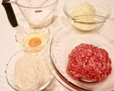 ［玉葱そのまま ジューシー ハンバーグ］作り方1写真