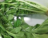 簡単！ダイコンの葉（大根葉）生姜炒め作り方1写真