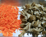 土鍋で炊く舞茸と人参の炊き込みご飯作り方1写真