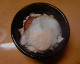 レトルトハンバーグと半熟目玉焼きの丼作り方5写真