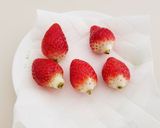 いちごサンタのビスケットケーキ❤️作り方1写真
