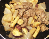 大根とさつまいもと豚肉の味噌煮込み炒め作り方7写真