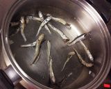 いりこだしで簡単！豆腐ときのこのお吸い物作り方1写真