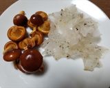 天然シロキクラゲのニンニク味噌和え作り方2写真