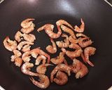 干しエビとナッツの甘辛炒め作り方2写真
