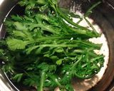 ツリー仕立て☆春菊カルボナーラ*作り方1写真