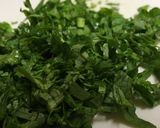 大根の葉のしょうゆ麹炒め作り方1写真