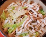 栄養満点♡簡単☆鮭と白菜の豆乳味噌スープ作り方4写真