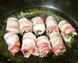 巻いて焼くだけ！安価で満足する豚バラ巻き作り方3写真