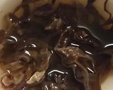 キクラゲでリッチなカップラーメン！作り方2写真