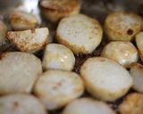 里芋のめんつゆソテー（めんつゆ焼き）作り方2写真
