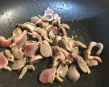 コリコリおいしい♪ニラと砂ずりの炒め物作り方3写真
