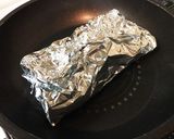 簡単ホイル焼き☆鮭のごま味噌マヨネーズ作り方3写真
