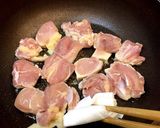 簡単鶏モモオイマヨ炒め〜材料4つ！作り方2写真