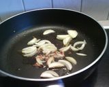 牛肉と赤ピーマンのトマトソースパスタ　作り方1写真