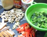 チキンと野菜の簡単オイマヨ焼きそば作り方1写真