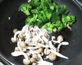 チキンと野菜の簡単オイマヨ焼きそば作り方3写真