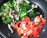 チキンと野菜の簡単オイマヨ焼きそば作り方4写真
