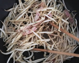 簡単＆節約♪もやしのカレーマヨ炒め作り方3写真