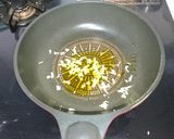 冷蔵庫にあるもので☆豆苗パスタ☆作り方3写真