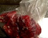 煮込み用牛角切り肉で一口ステーキ塩麹入り作り方2写真