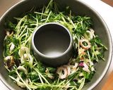 ママ喜ぶ！カンタン豆苗deリースサラダ作り方7写真