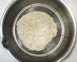 麦ご飯と茸鶏肉のピラフ♪簡単フライパンで作り方2写真