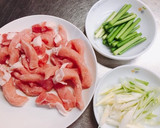 豚肉とニンニクの芽の美味しい中華炒め作り方1写真