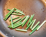 豚肉とニンニクの芽の美味しい中華炒め作り方2写真